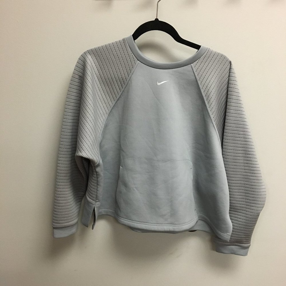 Nike Pro Long Sleeve Front Pocket Crew